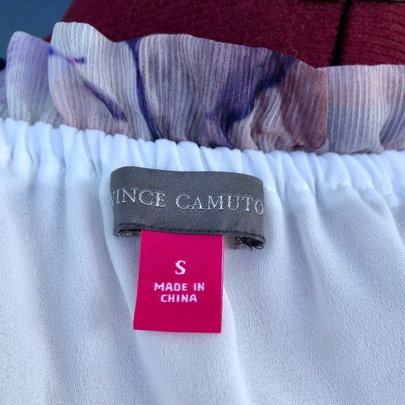 🌸Vince Camuto Off Shoulder Diffused Floral Blouse - Picture 12 of 14